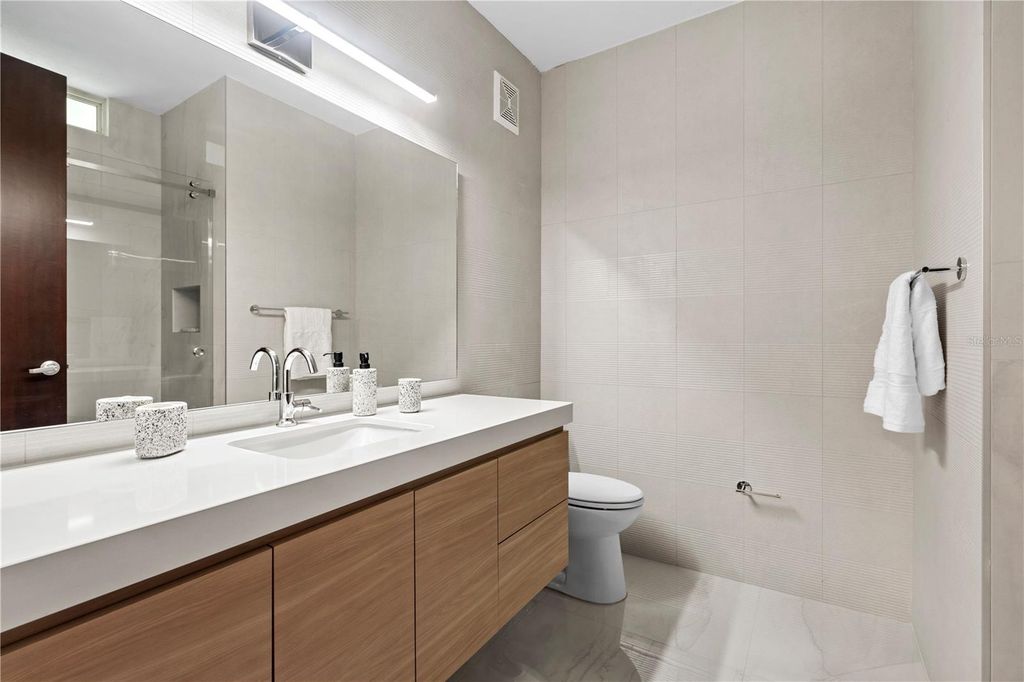 Image 35 of property listing at 125 DORADO BEACH EAST, Dorado, PR 00646