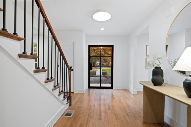 6919 Gaston Avenue, Dallas, TX 75214