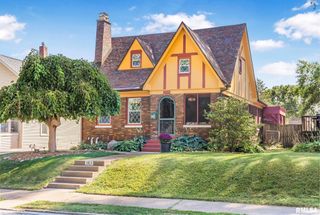 1517 W LOMBARD Street, Davenport, IA 52804