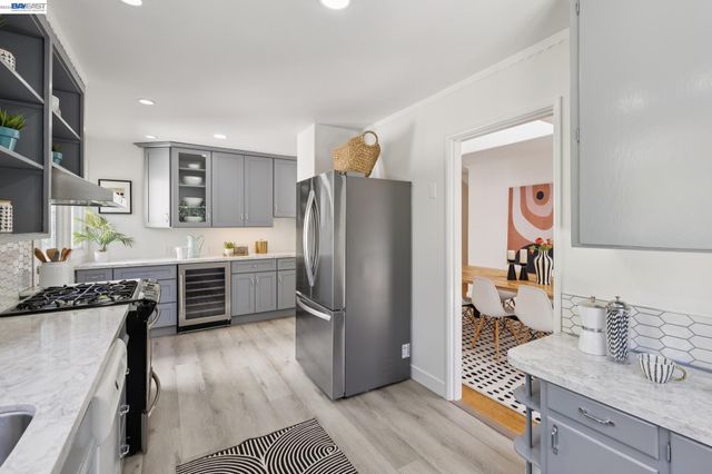 4539 ELINORA AVENUE, Oakland, CA 94619