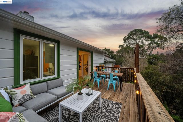 4539 ELINORA AVENUE, Oakland, CA 94619