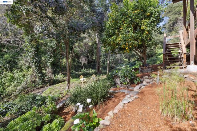 4539 ELINORA AVENUE, Oakland, CA 94619