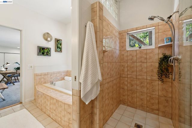 4539 ELINORA AVENUE, Oakland, CA 94619