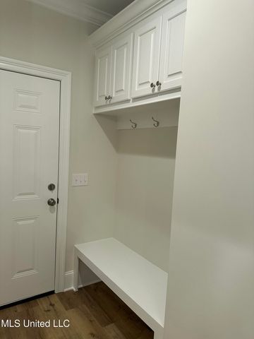 464 Aurora Circle, Canton, MS 39046