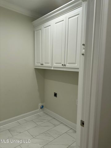 464 Aurora Circle, Canton, MS 39046