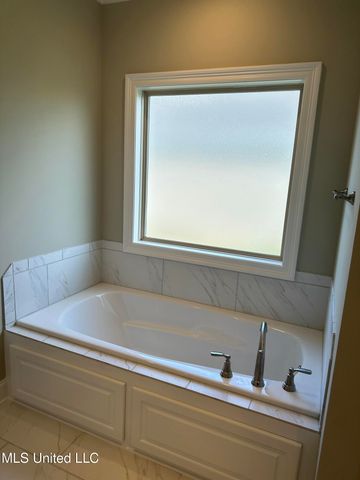 464 Aurora Circle, Canton, MS 39046