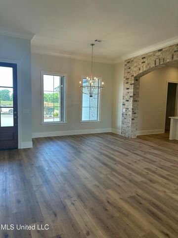 464 Aurora Circle, Canton, MS 39046