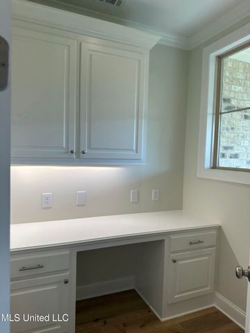 464 Aurora Circle, Canton, MS 39046