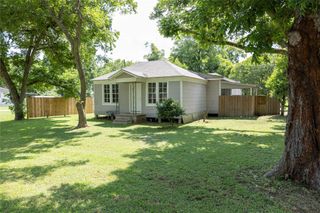 1314 Rampart Street, Columbus, TX 78934