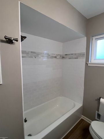 19054 Lister Street, Eastpointe, MI 48021