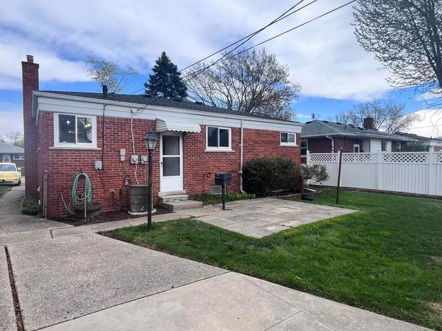 19054 Lister Street, Eastpointe, MI 48021