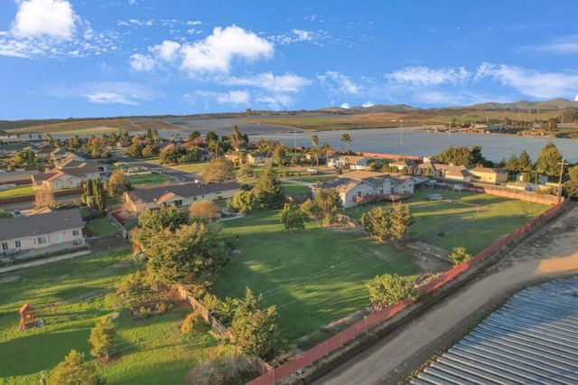 21160 Valle San Juan Drive, Salinas, CA 93907