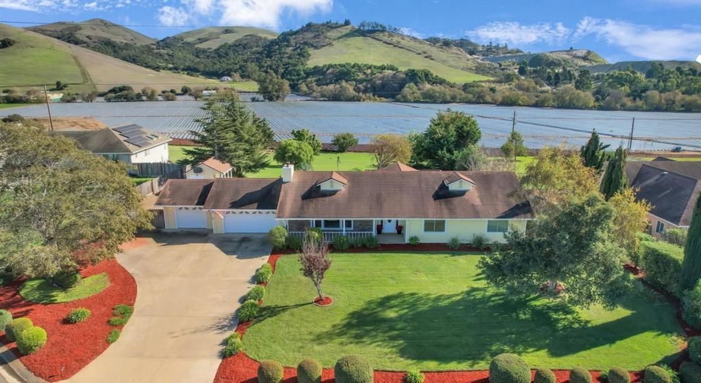 21160 Valle San Juan Drive, Salinas, CA 93907