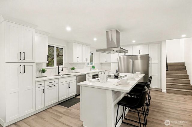 27831 SE 196th Place, Maple Valley, WA 98038