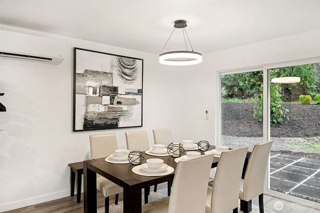 27831 SE 196th Place, Maple Valley, WA 98038