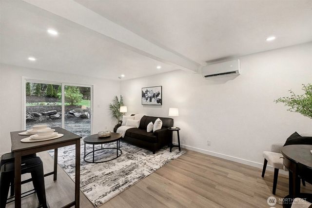 27831 SE 196th Place, Maple Valley, WA 98038