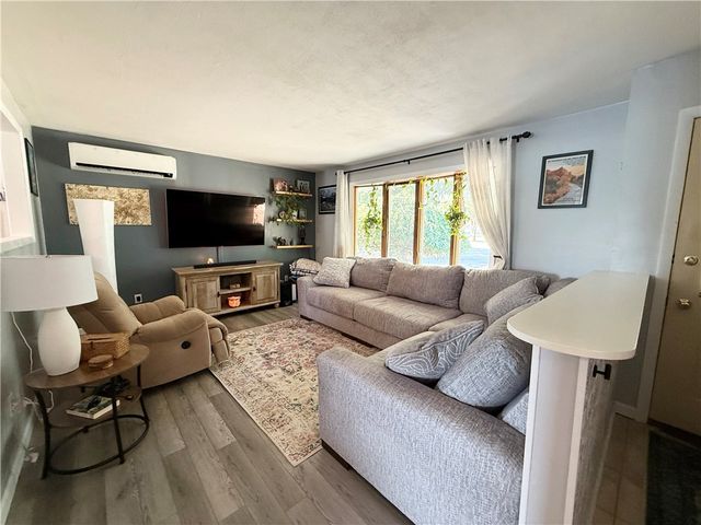 7 Chadwick Drive, Waterloo, NY 13165