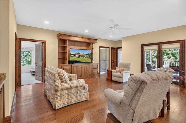 141 Northshores Drive, Seneca, SC 29672