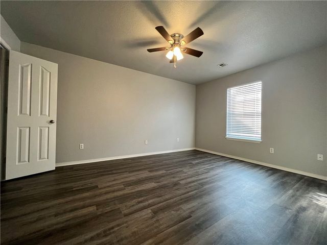 2004 S Old Wire Road, Rogers, AR 72758