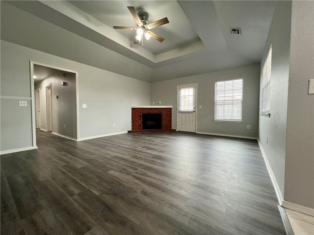 2004 S Old Wire Road, Rogers, AR 72758