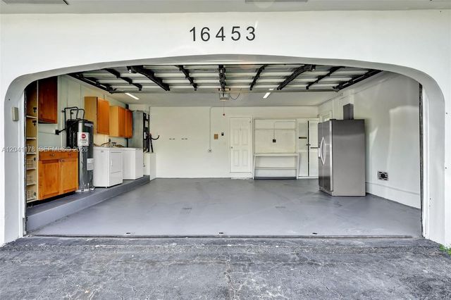 16453 NE 33rd Ave, North Miami Beach, FL 33160