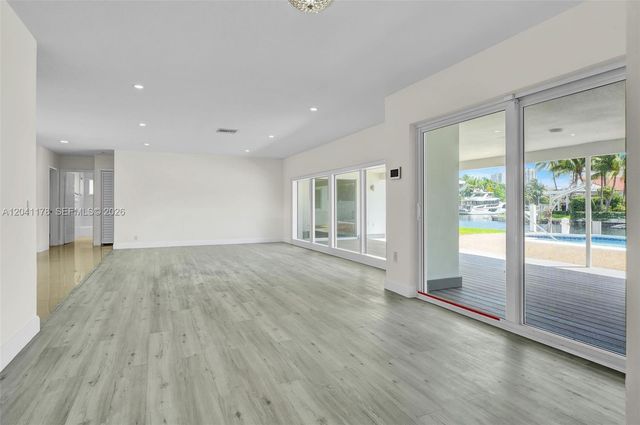 16453 NE 33rd Ave, North Miami Beach, FL 33160