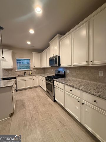 211 Alderleaf Court, Mcdonough, GA 30252