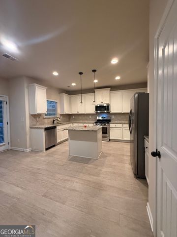 211 Alderleaf Court, Mcdonough, GA 30252