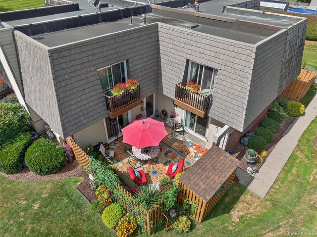 54 Laudaten Way, Warwick, NY 10990