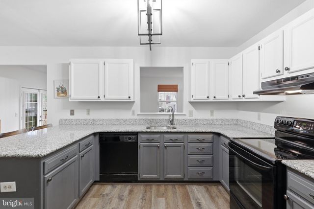 8150 SANTA FE DR, Severn, MD 21144