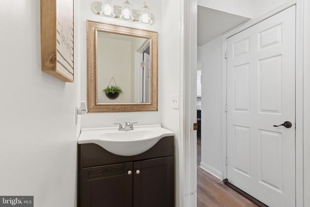 8150 SANTA FE DR, Severn, MD 21144