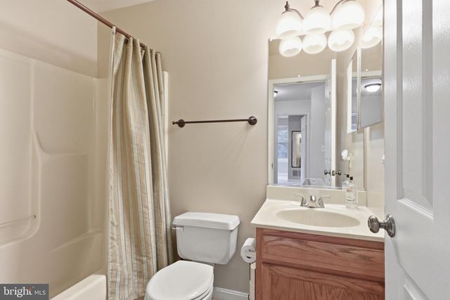 8150 SANTA FE DR, Severn, MD 21144