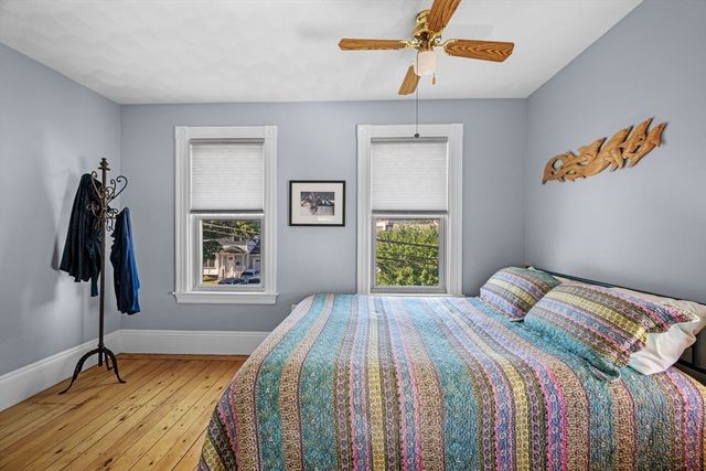 18 Nahant St, Wakefield, MA 01880