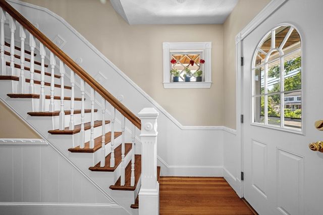 18 Nahant St, Wakefield, MA 01880