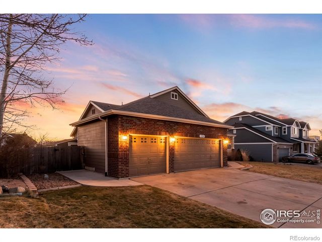 1758 Parkdale Circle N, Erie, CO 80516
