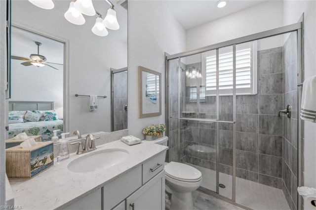 2287 Somerset PL, Naples, FL 34120