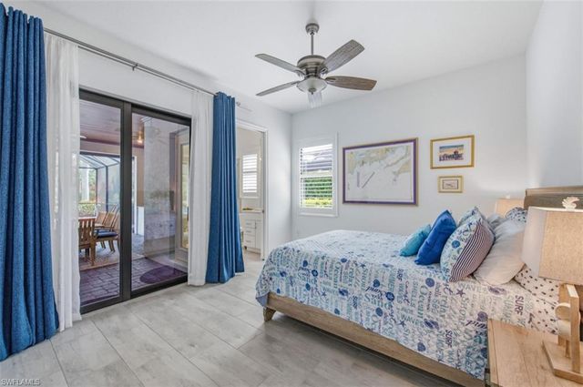 2287 Somerset PL, Naples, FL 34120