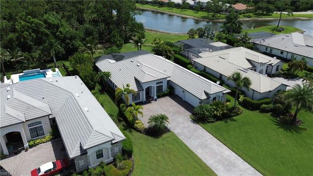 2287 Somerset PL, Naples, FL 34120