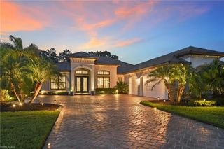 2287 Somerset PL, Naples, FL 34120