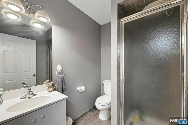 288 Schley Place, Teaneck, NJ 07666