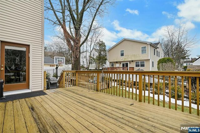 288 Schley Place, Teaneck, NJ 07666