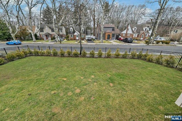 288 Schley Place, Teaneck, NJ 07666