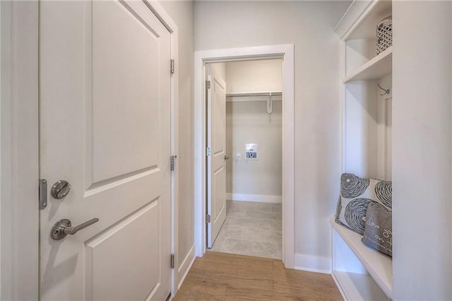 9860 W Greeley Street, Lenexa, KS 66227