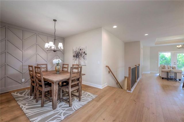 9860 W Greeley Street, Lenexa, KS 66227