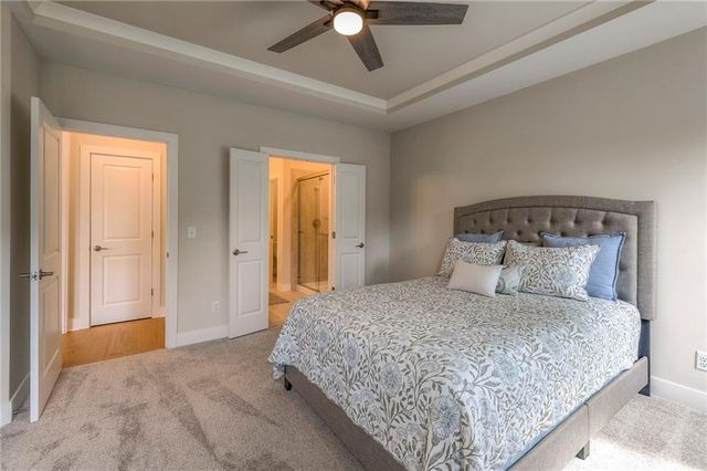 9860 W Greeley Street, Lenexa, KS 66227