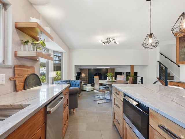 2718 E 1650 N, Layton, UT 84040