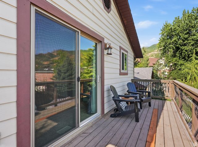2718 E 1650 N, Layton, UT 84040
