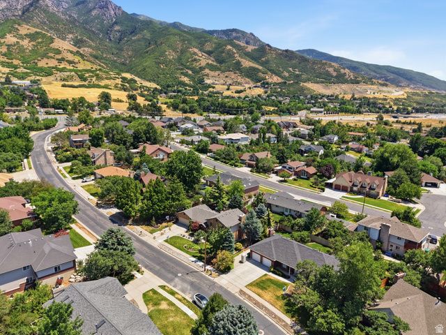 2718 E 1650 N, Layton, UT 84040