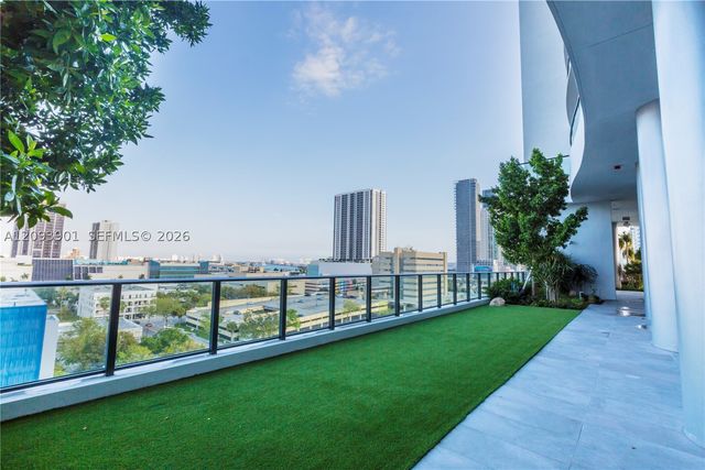 1600 NE 1st Ave 2509, Miami, FL 33132
