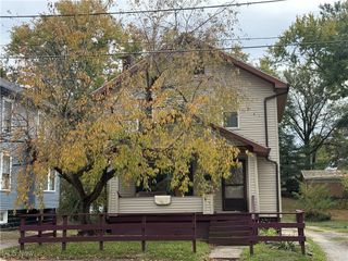 954 Pershing Road, Zanesville, OH 43701